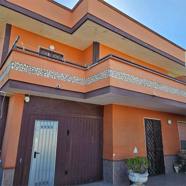 casa indipendente in vendita a Castel Volturno in zona Villaggio Coppola