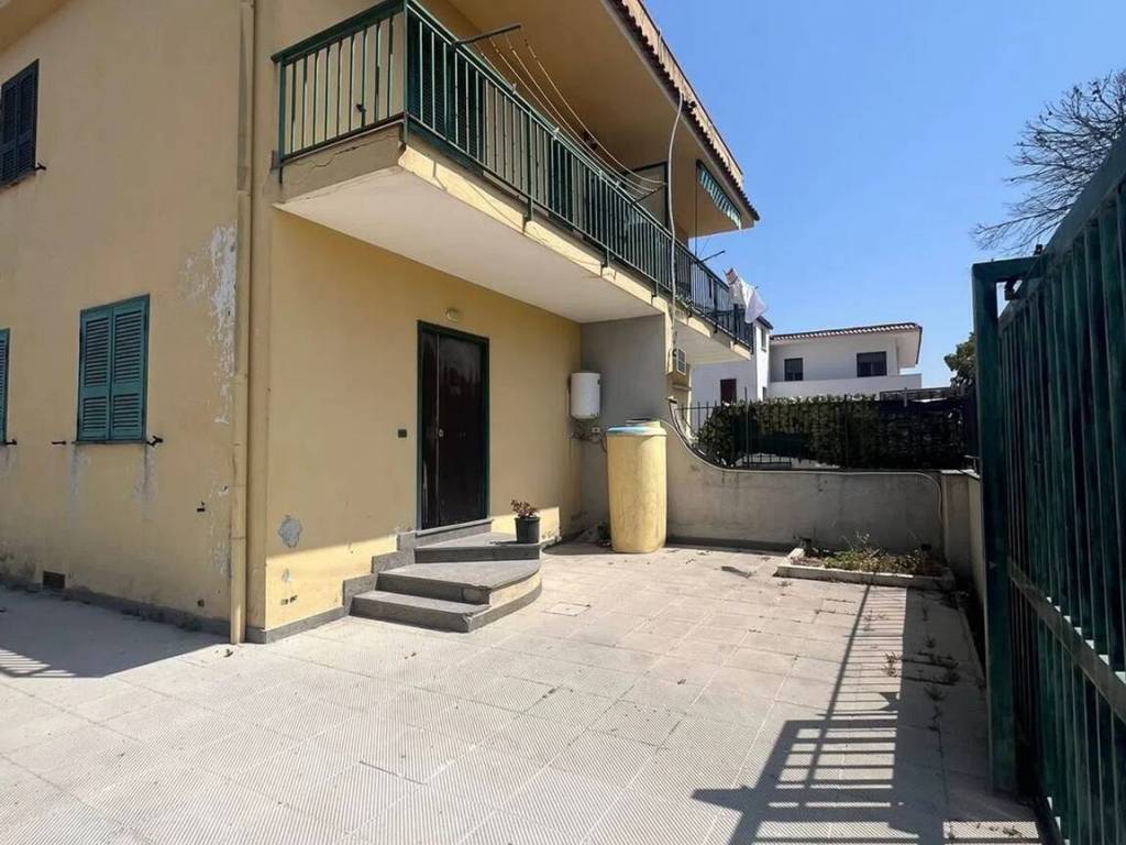 appartamento in vendita a Castel Volturno