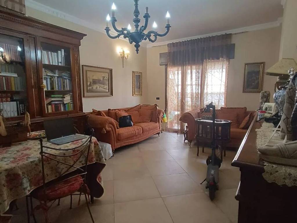 appartamento in vendita a Castel Volturno in zona Villaggio Coppola