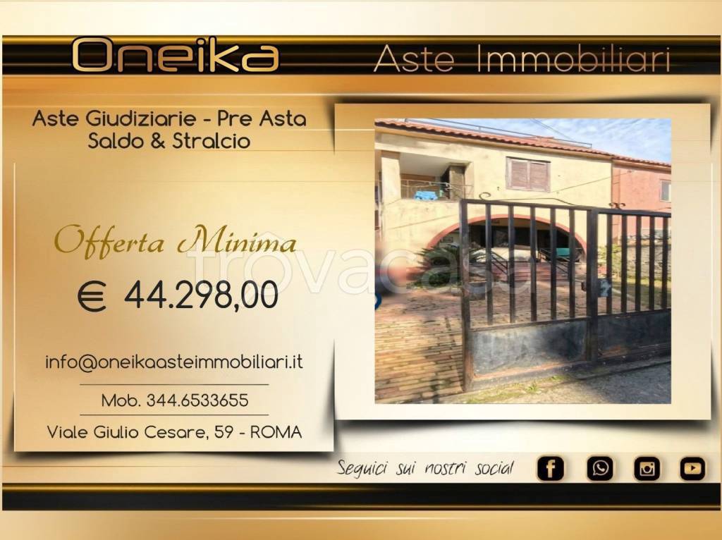 casa indipendente in vendita a Castel Volturno