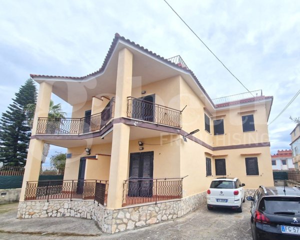 appartamento in vendita a Castel Volturno