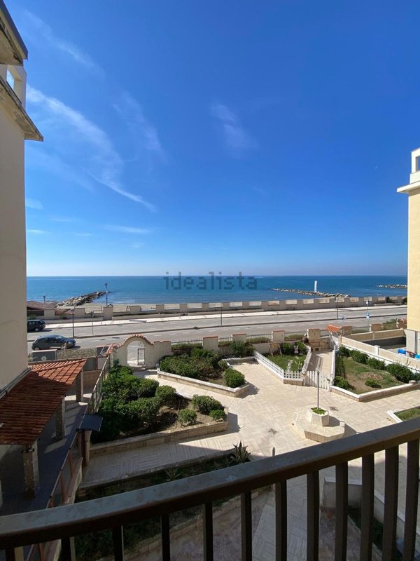 appartamento in vendita a Castel Volturno in zona Villaggio Coppola