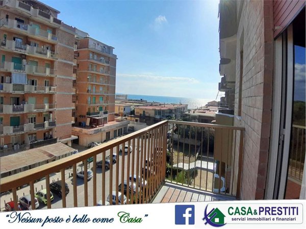 appartamento in vendita a Castel Volturno in zona Villaggio Coppola