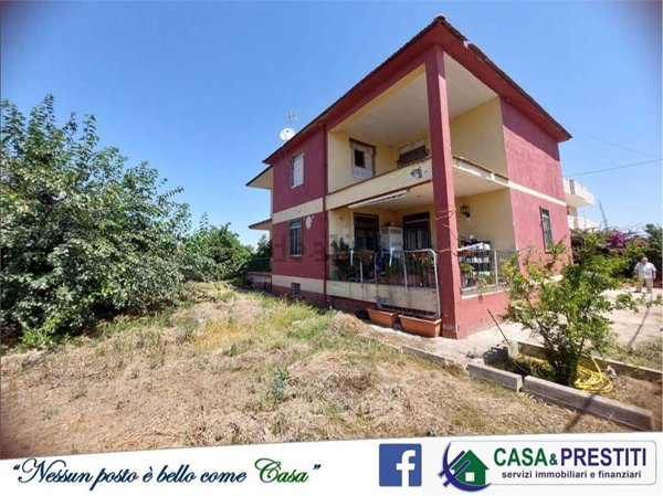casa indipendente in vendita a Castel Volturno in zona Villaggio Coppola