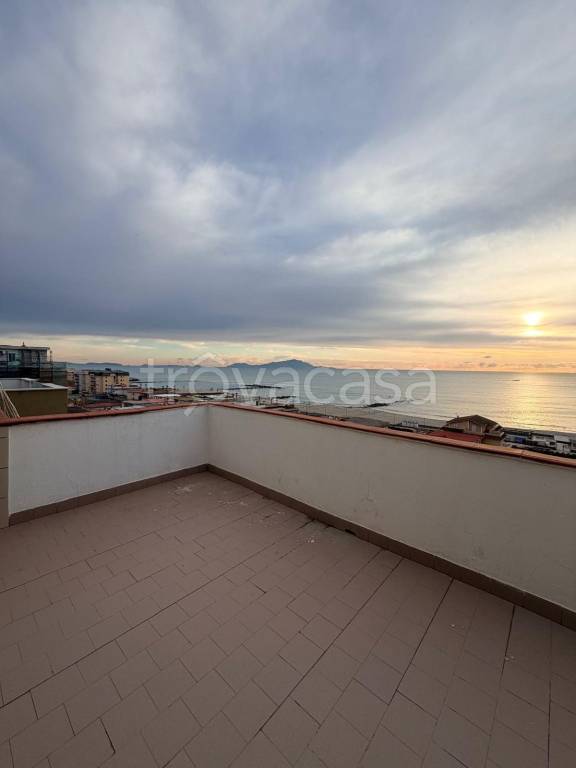 appartamento in vendita a Castel Volturno