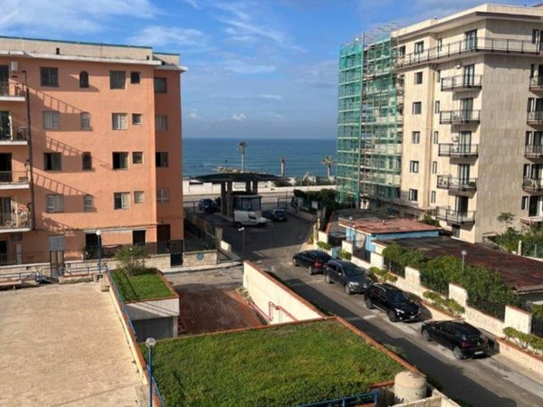 appartamento in vendita a Castel Volturno in zona Villaggio Coppola