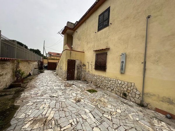 appartamento in vendita a Castel Volturno in zona Ischitella