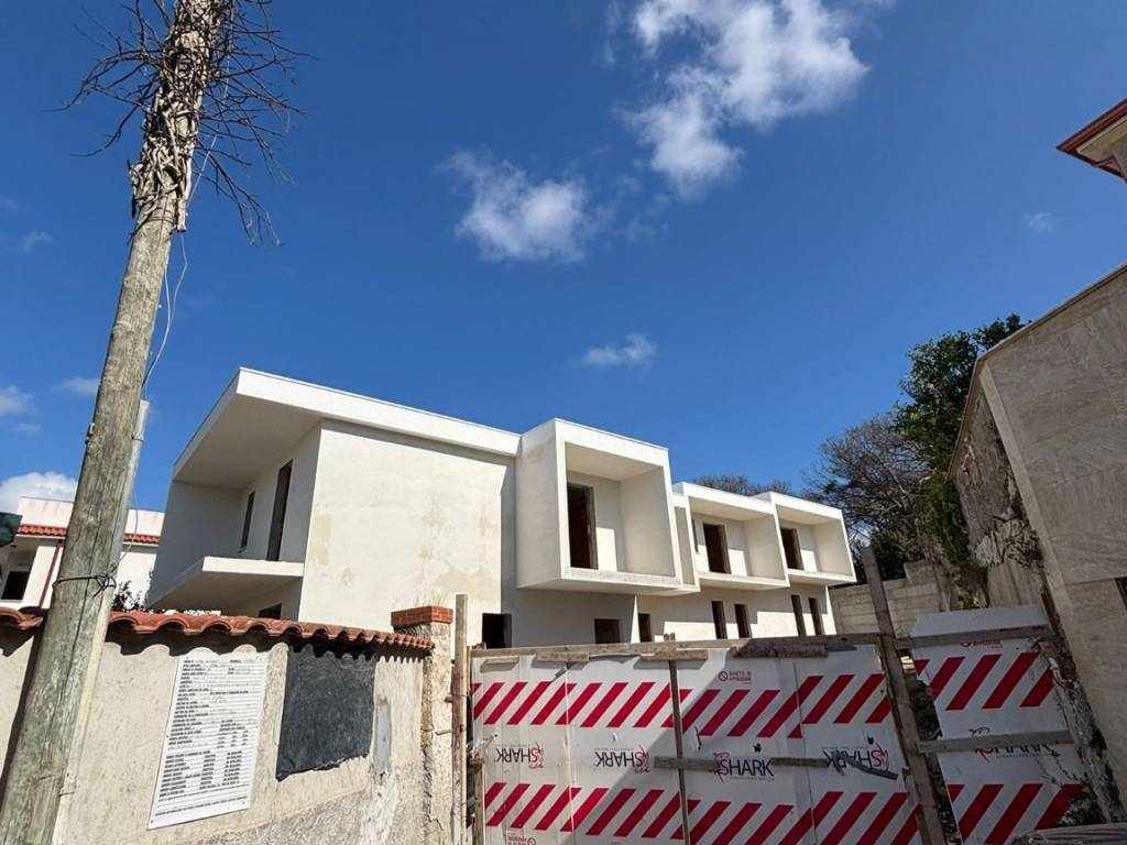 casa indipendente in vendita a Castel Volturno