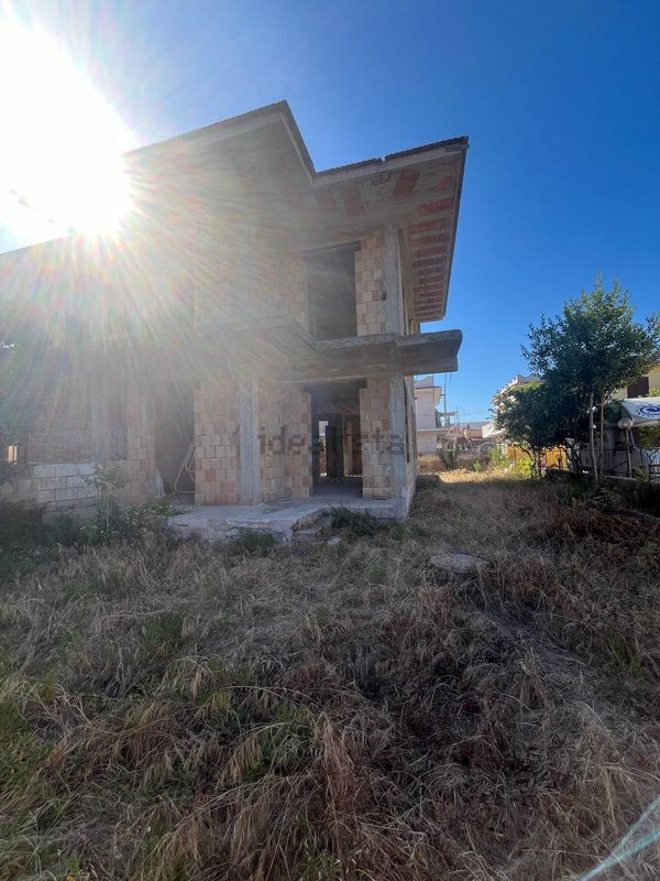 casa indipendente in vendita a Castel Volturno in zona Pineta Grande