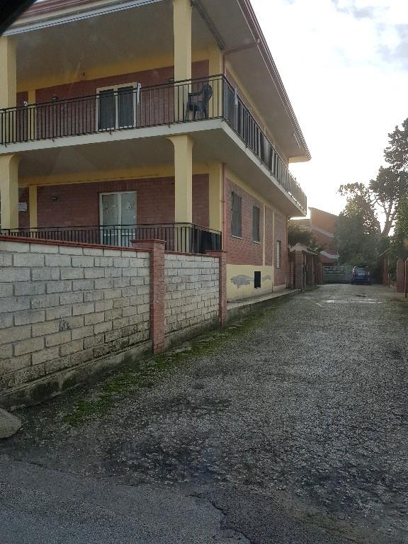 appartamento in vendita a Castel Volturno in zona Pineta Grande