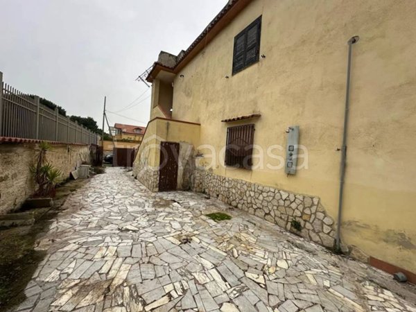 appartamento in vendita a Castel Volturno in zona Ischitella