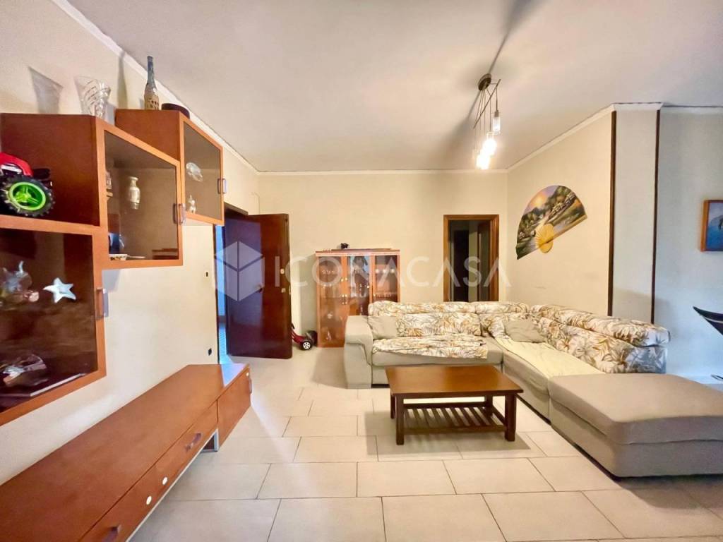 appartamento in vendita a Castel Volturno in zona Villaggio Coppola