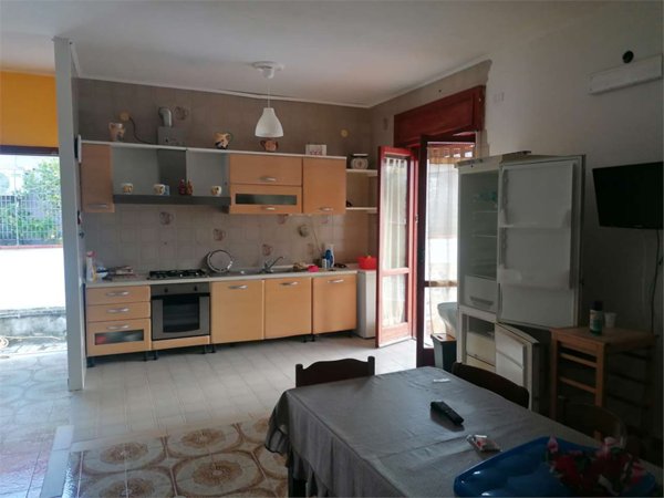 casa indipendente in vendita a Castel Volturno