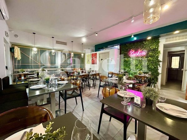 negozio in vendita a Castel Volturno in zona Villaggio Coppola