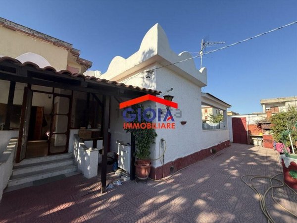 casa indipendente in vendita a Castel Volturno in zona Le Morelle