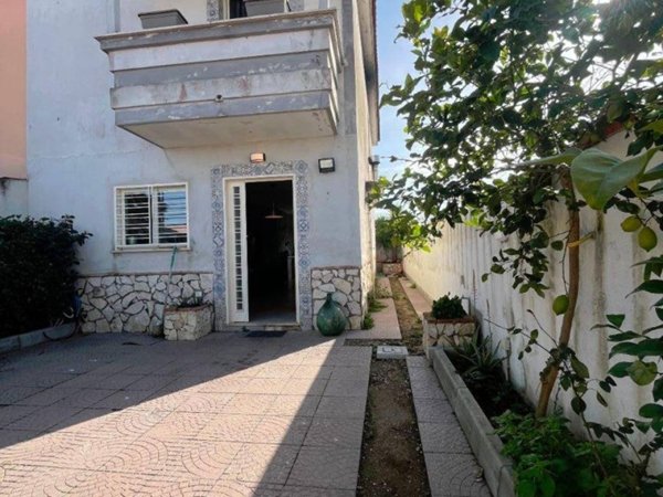 casa indipendente in vendita a Castel Volturno in zona Villaggio Coppola