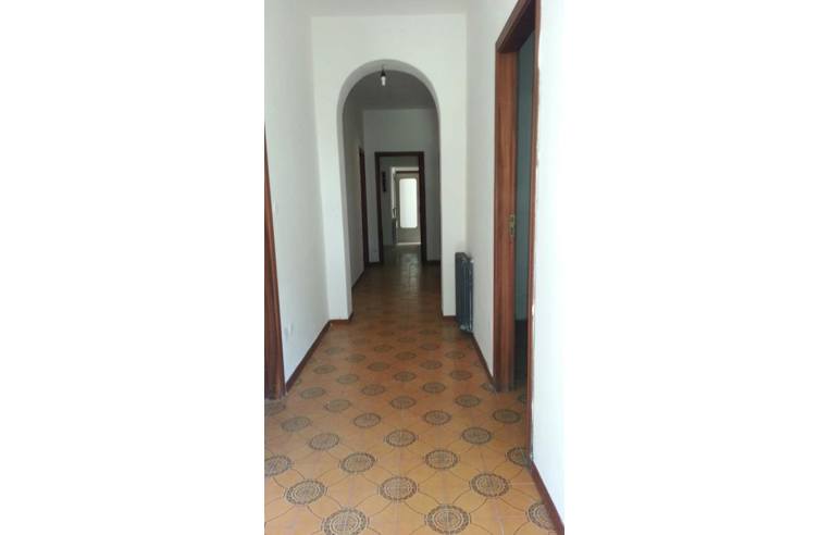 casa indipendente in vendita a Castel Volturno