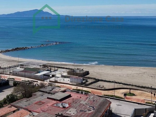 appartamento in vendita a Castel Volturno in zona Villaggio Coppola