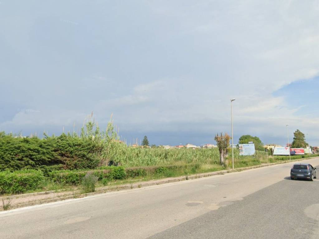 casa indipendente in vendita a Castel Volturno