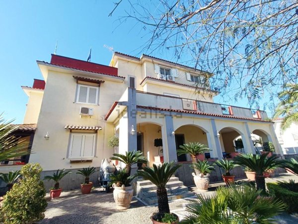 appartamento in vendita a Castel Volturno in zona Ischitella