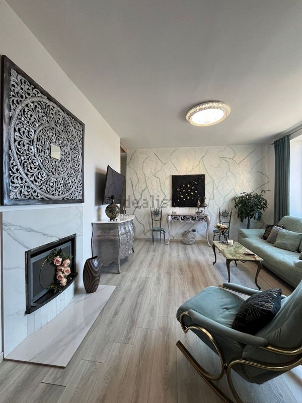 casa indipendente in vendita a Castel Volturno