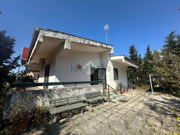 casa indipendente in vendita a Castel Volturno