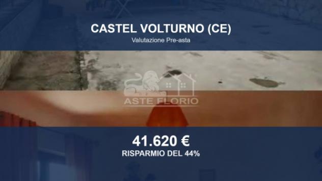 casa indipendente in vendita a Castel Volturno