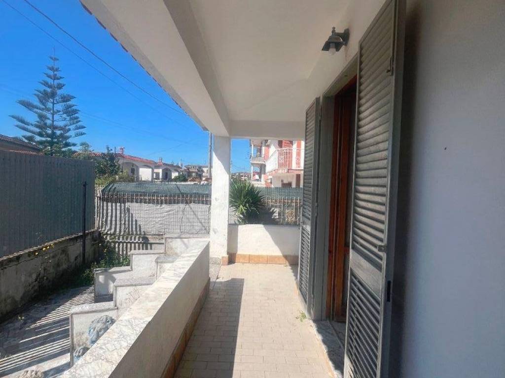 casa indipendente in vendita a Castel Volturno