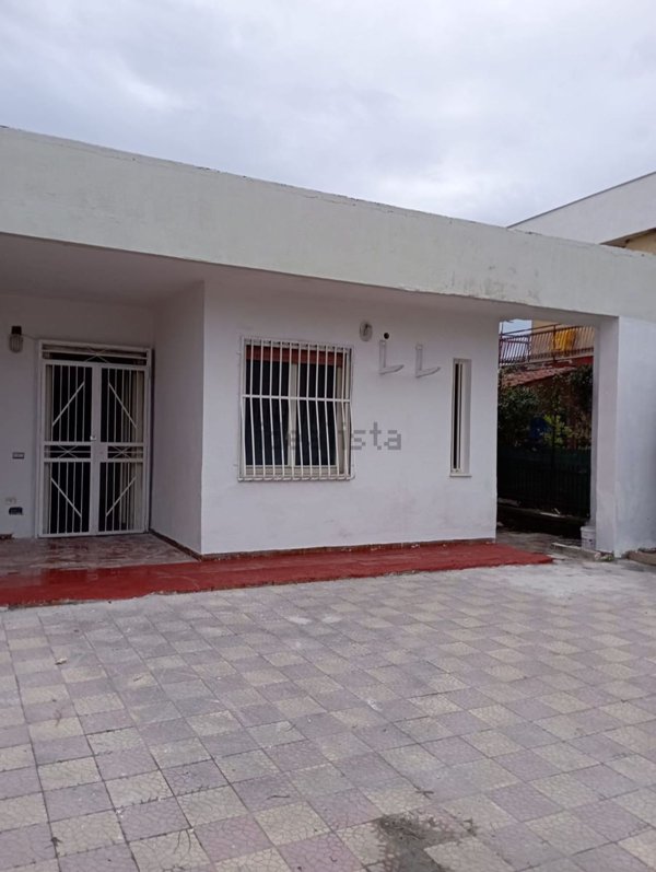 appartamento in vendita a Castel Volturno in zona Pineta Grande