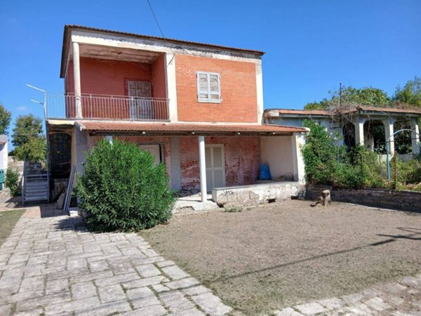 casa indipendente in vendita a Castel Volturno in zona Le Morelle