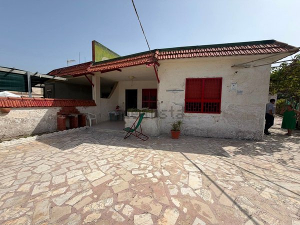 casa indipendente in vendita a Castel Volturno in zona Le Morelle