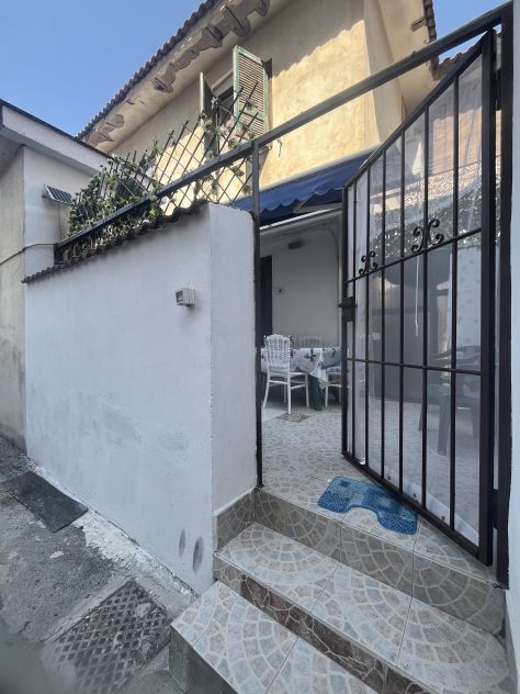 casa indipendente in vendita a Castel Volturno in zona Villaggio Coppola