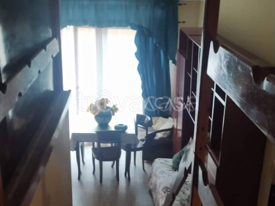 appartamento in vendita a Castel Volturno in zona Villaggio Coppola