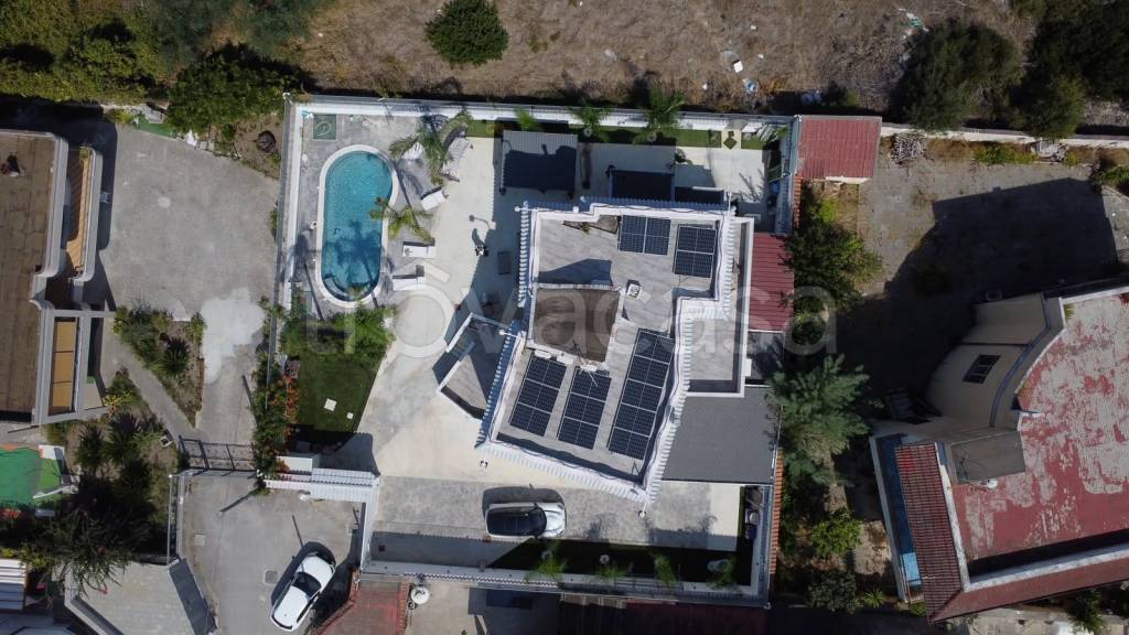 casa indipendente in vendita a Castel Volturno