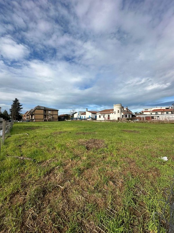 terreno in vendita a Castel Volturno in zona Villaggio Coppola