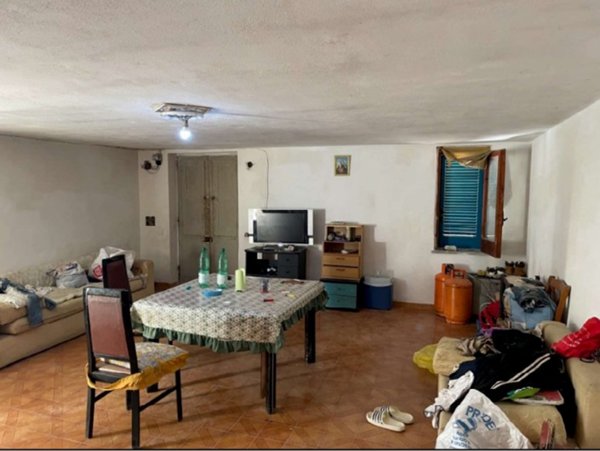 appartamento in vendita a Castel Volturno in zona Scatozza