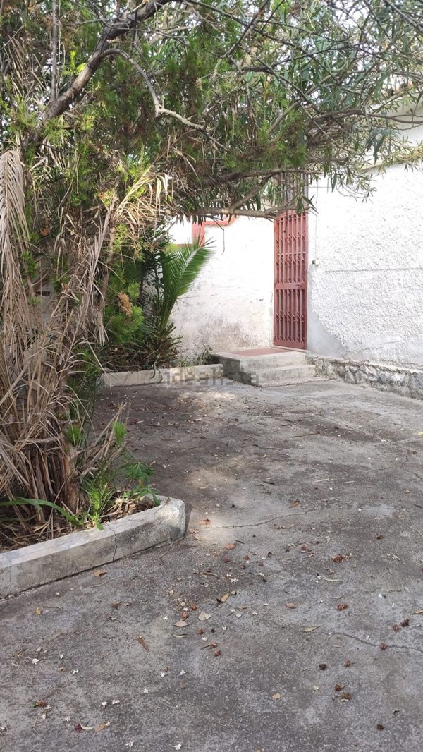 casa indipendente in vendita a Castel Volturno in zona Le Morelle