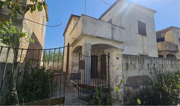 casa indipendente in vendita a Castel Volturno in zona Le Morelle