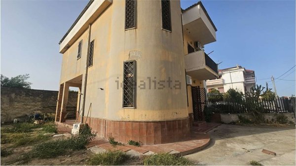 casa indipendente in vendita a Castel Volturno in zona Pineta Grande