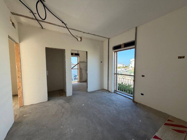 casa indipendente in vendita a Castel Volturno in zona Ischitella