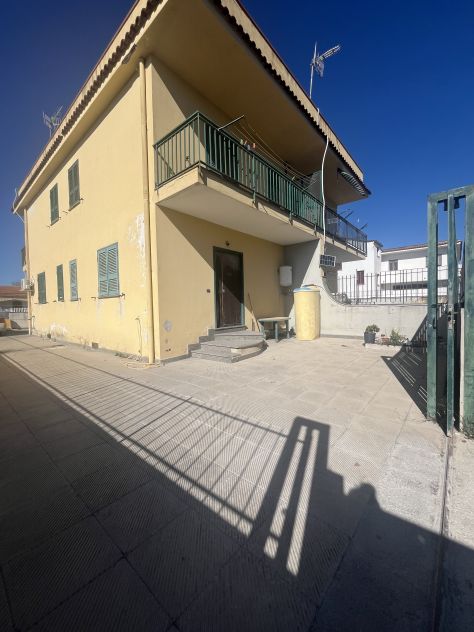 casa indipendente in vendita a Castel Volturno