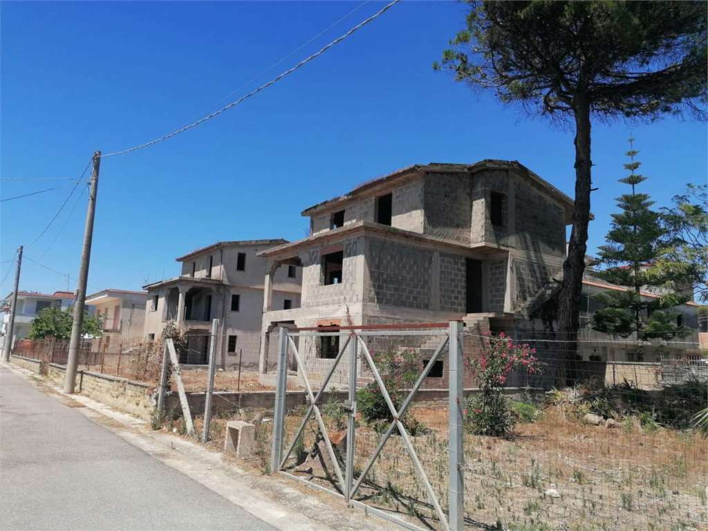 appartamento in vendita a Castel Volturno in zona Scatozza