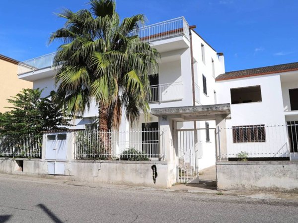 intera palazzina in vendita a Cervino