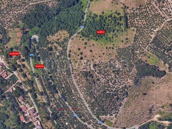 locale di sgombero in vendita a Cervino