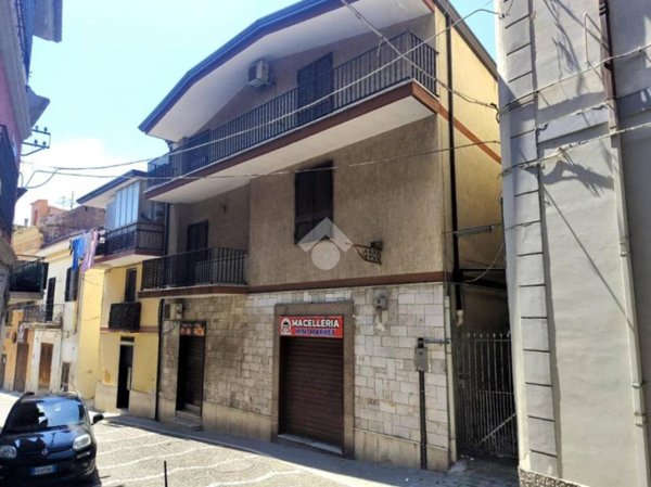 casa indipendente in vendita a Cervino