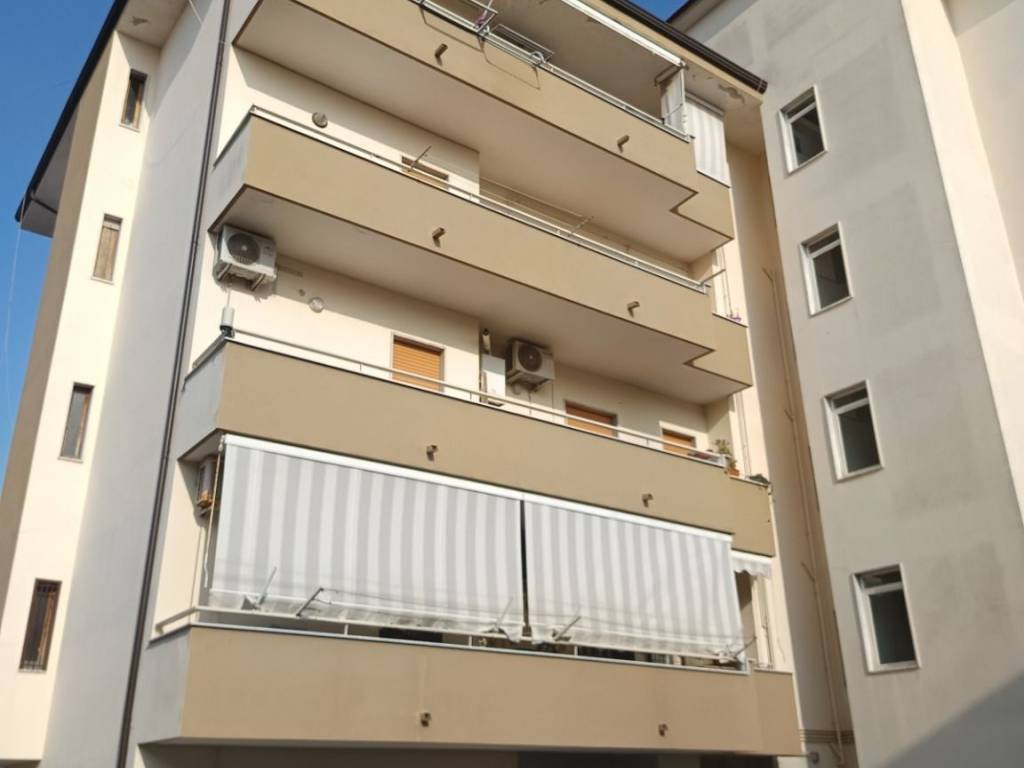 appartamento in vendita a Cesa
