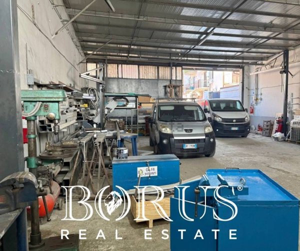 ufficio in vendita a Cesa