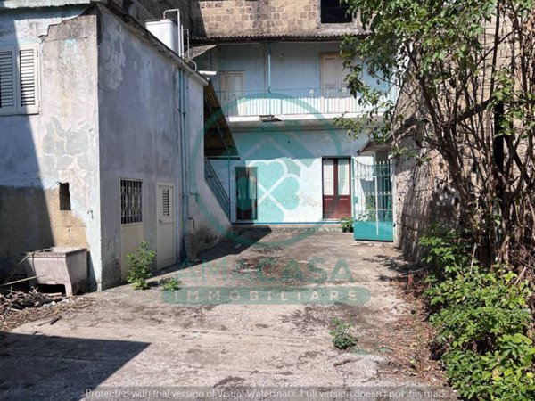 casa indipendente in vendita a Cesa