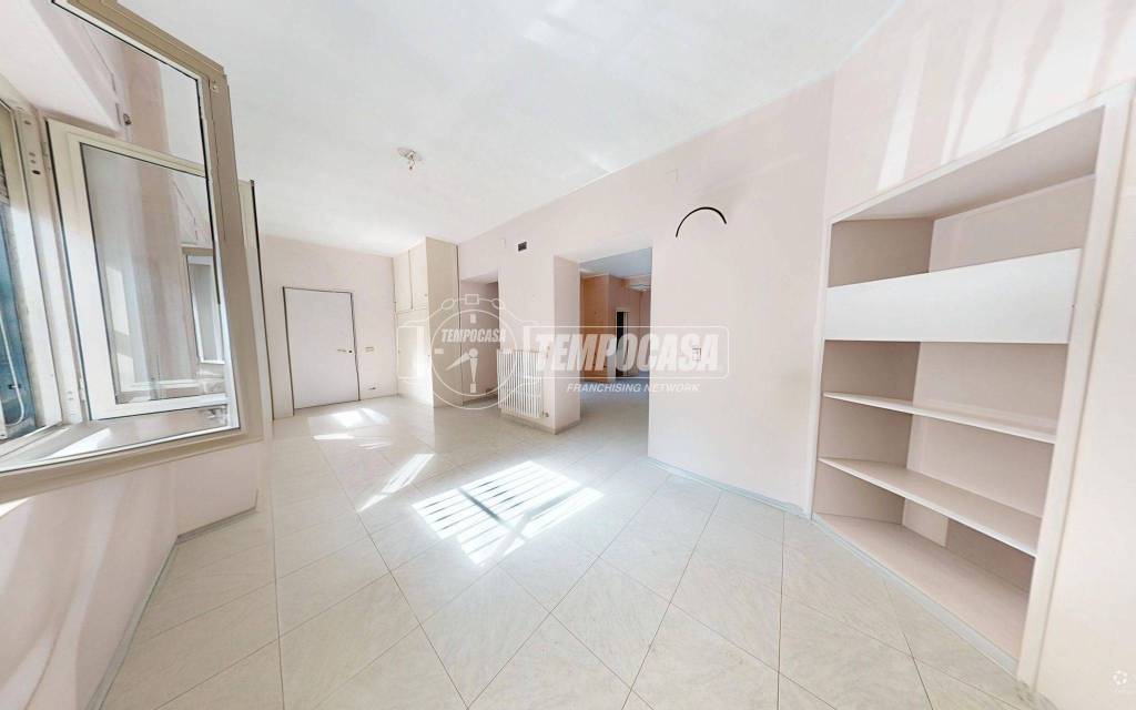 appartamento in vendita a Cesa