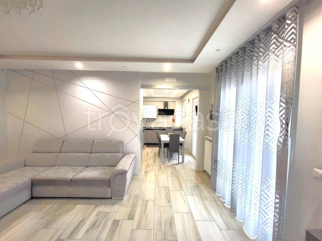 appartamento in vendita a Cesa